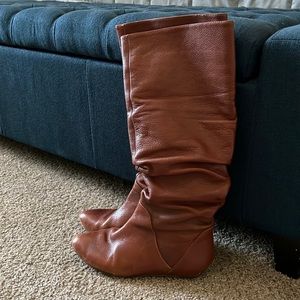 Gianni Bini Leather Boots 👢